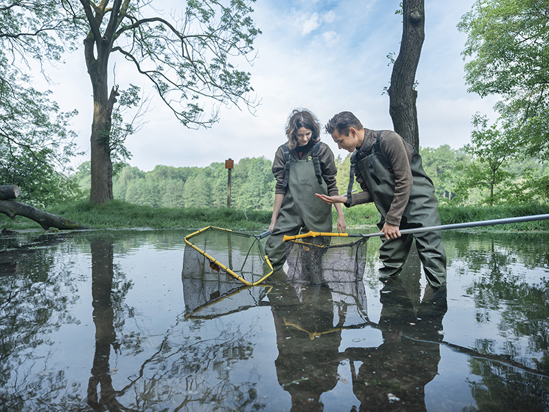Studenten Aeres MBO Ede doen aquatisch onderzoek